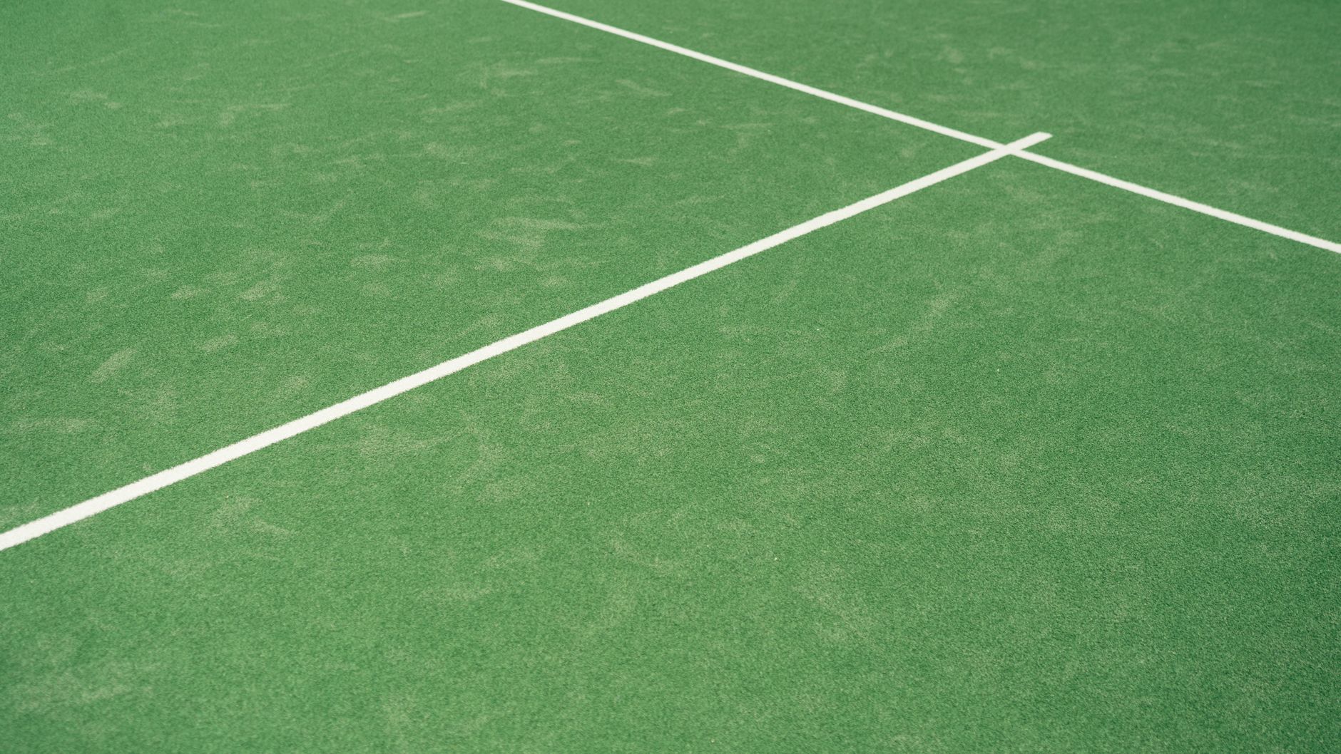 tennis clay court surface texture